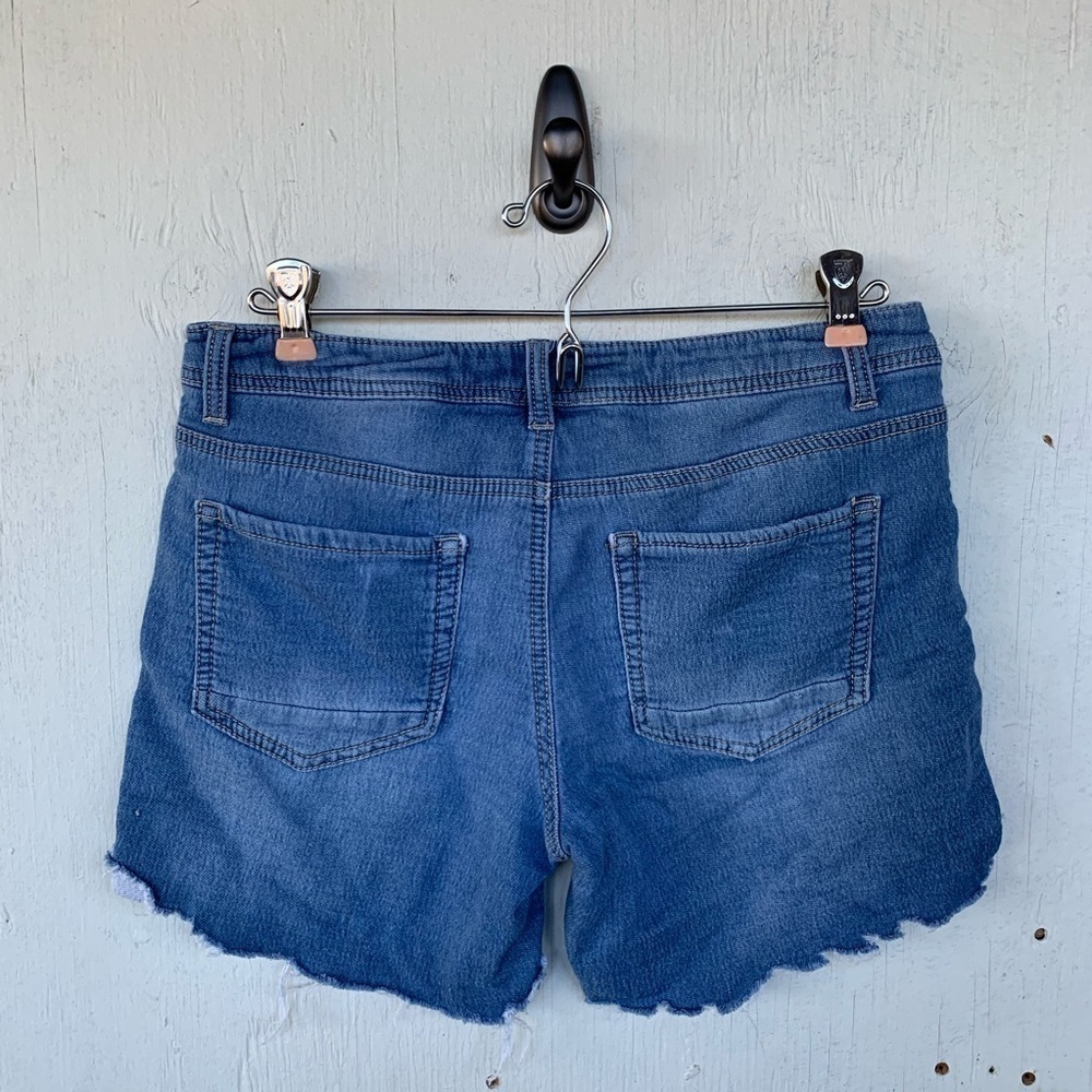 Joe Boxer Stretch Denim Distressed Jean Shorts - Picture 4 of 4